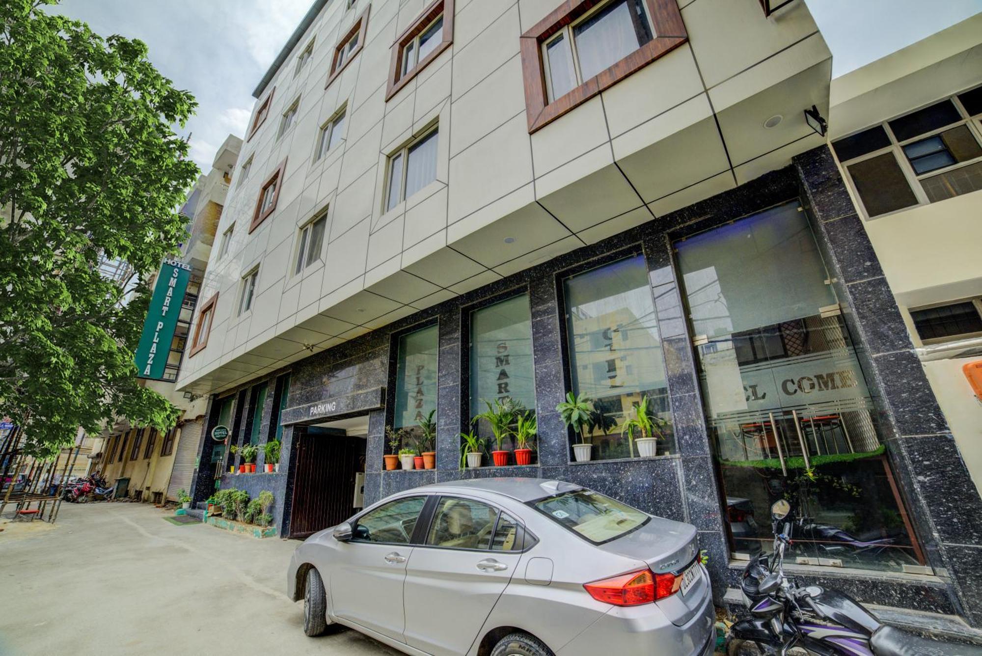 Smart Plaza By Smart Group 3*