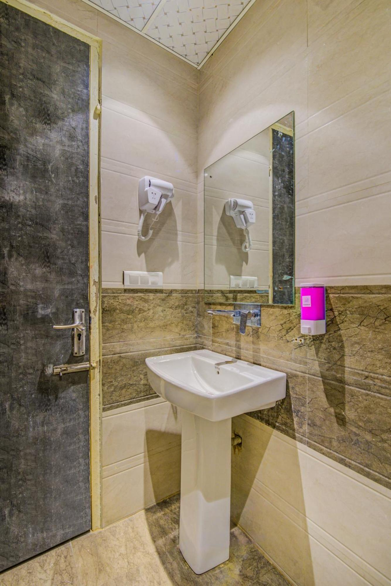 Hotel Smart Plaza By Smart Group 3*